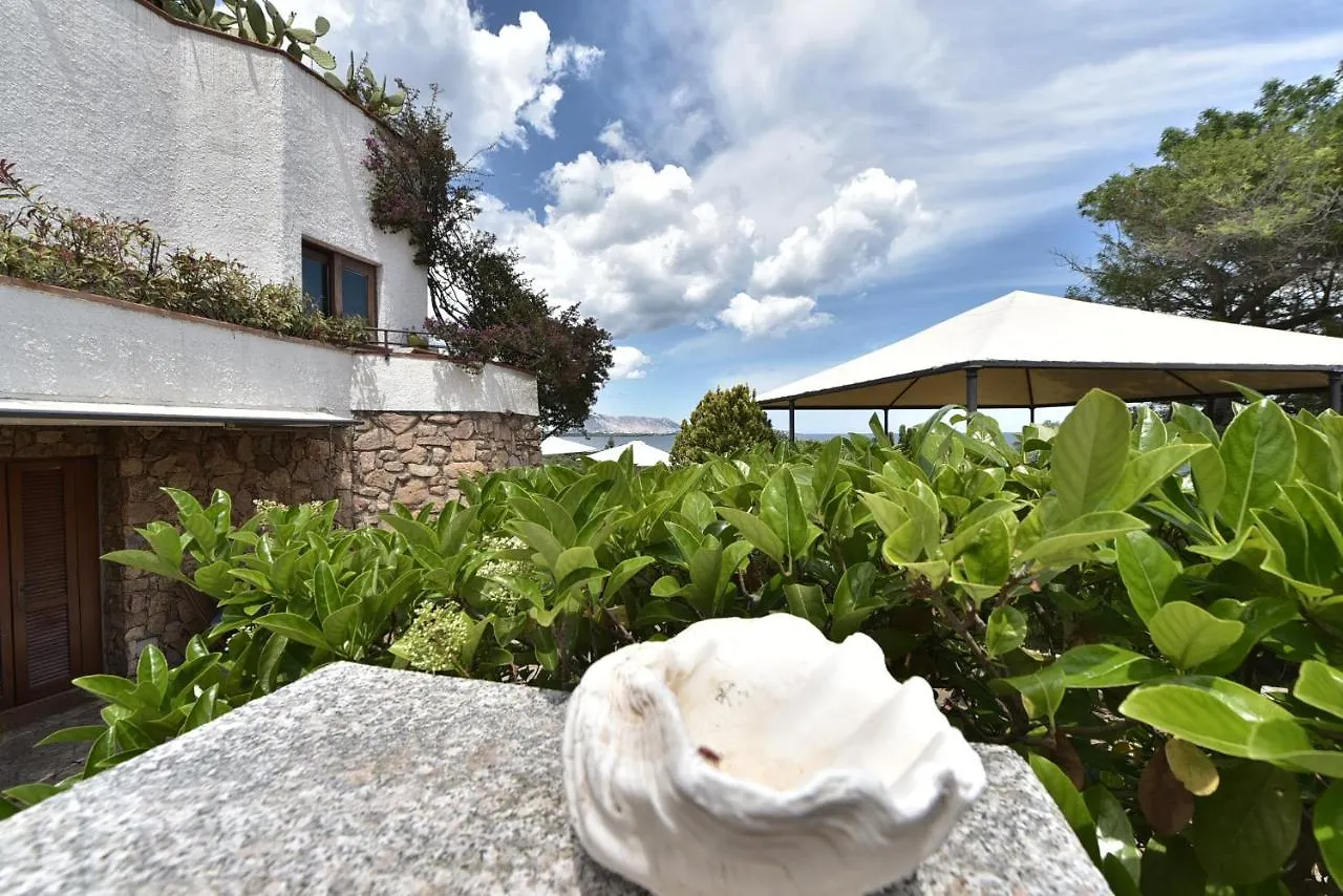 Villa Minda San Teodoro Guest house