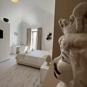 https://san-giuliano-palace.catania-hotels.net
